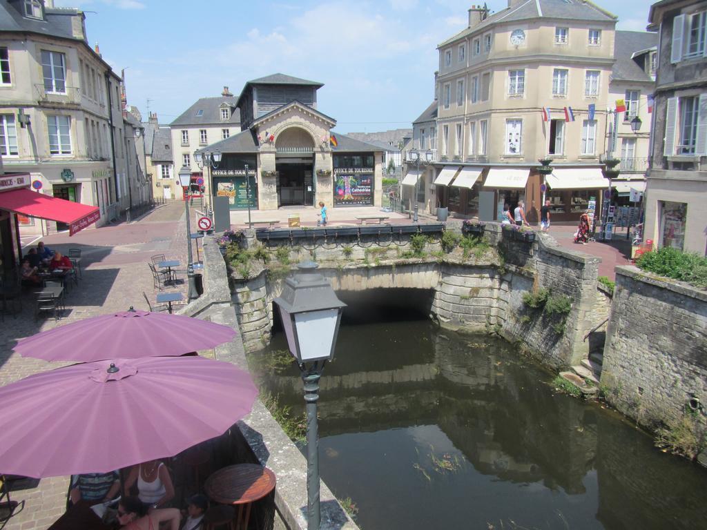 La Plus Petite Maison De France Bayeux Ruang foto