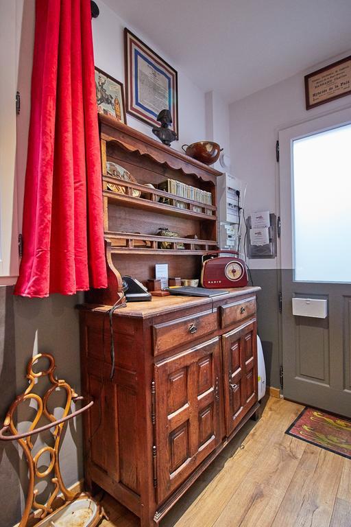 La Plus Petite Maison De France Bayeux Ruang foto